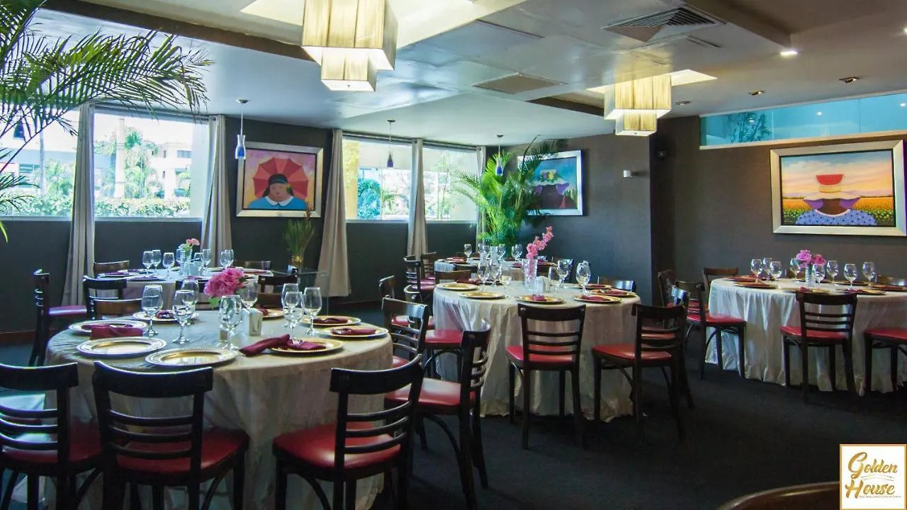 Golden House Hotel & Convention Center 산토도밍고