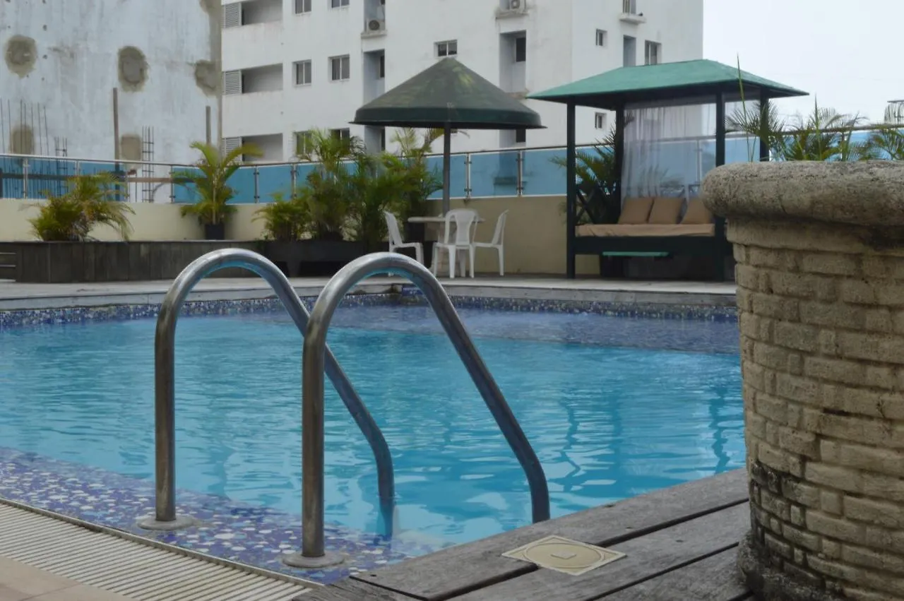 Golden House Hotel & Convention Center 산토도밍고